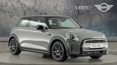 MINI Hatchback 1.5 Cooper Classic 3dr Petrol Hatchback